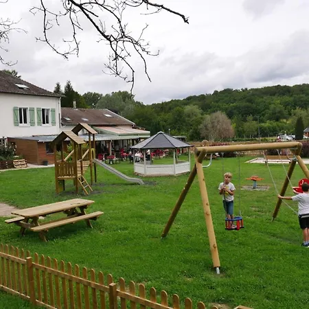 Lejlighed Lumineux 2-4 Pers. Avec Terrasse Et Restaurant Sur Place - Fr-1-585-92 Lacroix-sur-Meuse