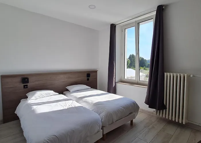 Lumineux 2-4 Pers. Avec Terrasse Et Restaurant Sur Place - Fr-1-585-92